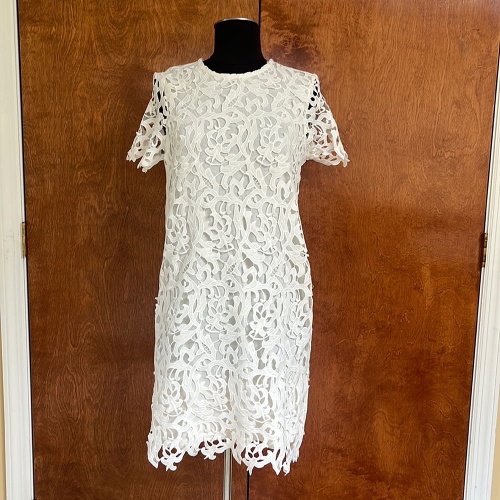 White multimedia Zara dress, size S / 4 lace front, knit in the back. Like new